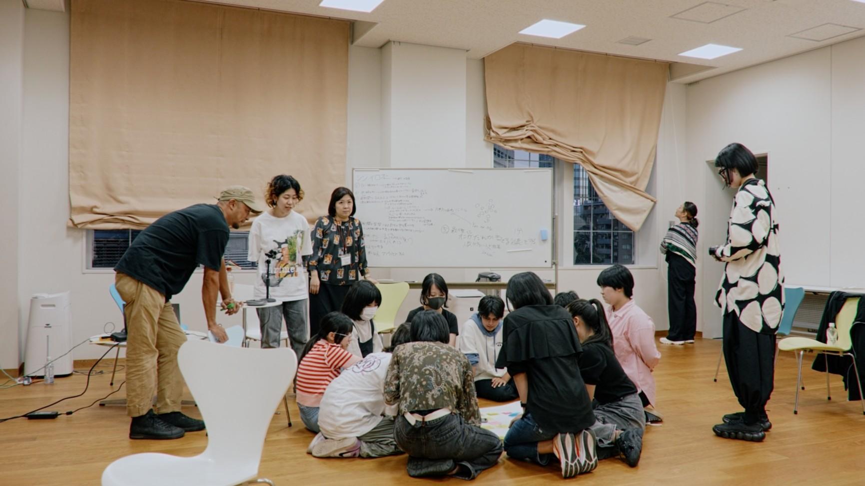 国立新美術館　ユースプロジェクト　紹介ページ.jpg